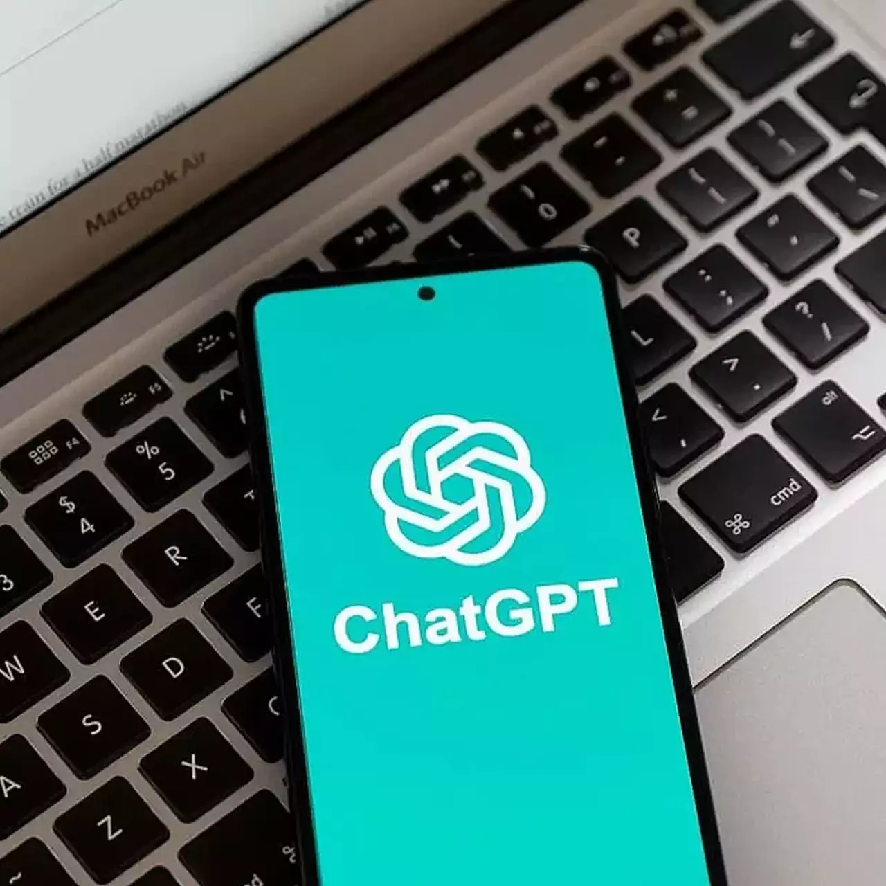 Нейросеть GPT-5.2 возглавила рейтинг «цензурности»