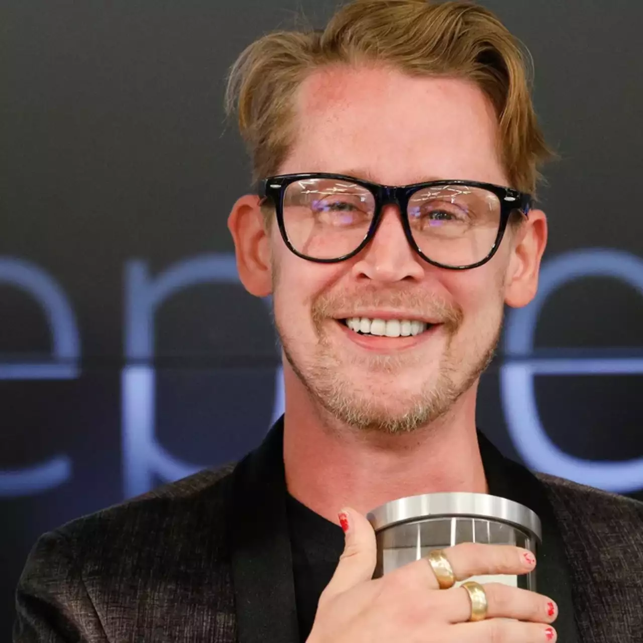 Звезда «Один дома» высказался о самом спорном рождественском фильме — это довольно известный боевик