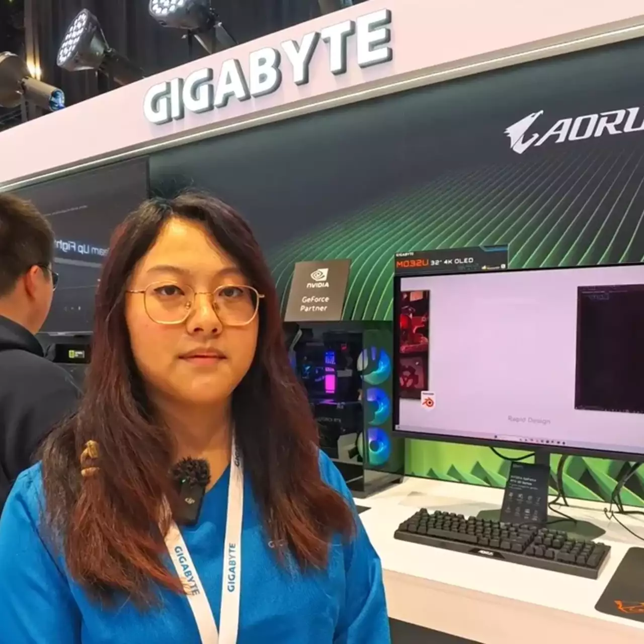 Интервью VGTimes с представителями GIGABYTE на CES 2026: топовая видеокарта GIGABYTE RTX 5090 и «деревянная» материнская плата