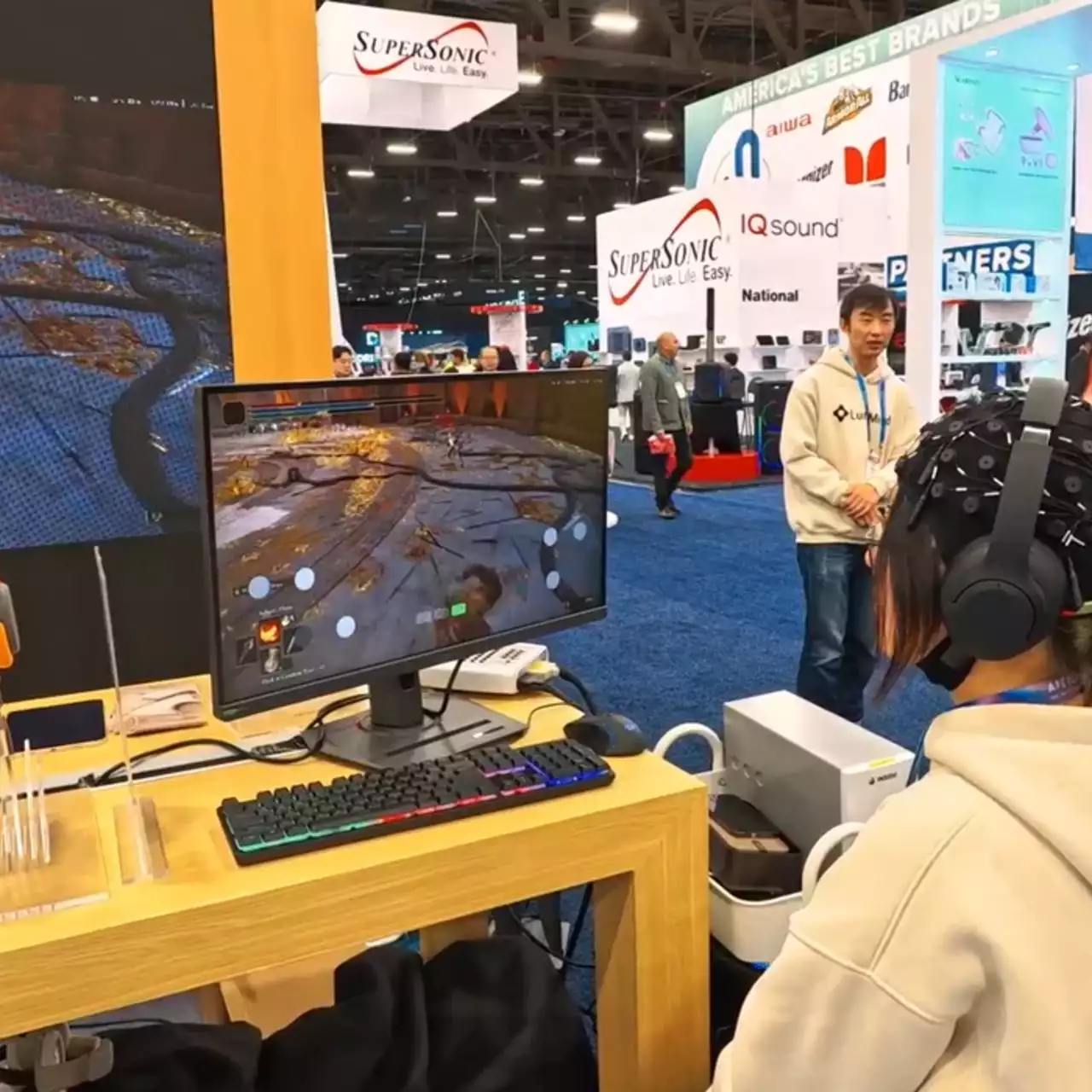 Как управлять играми силой мысли: интервью VGTimes на CES 2026