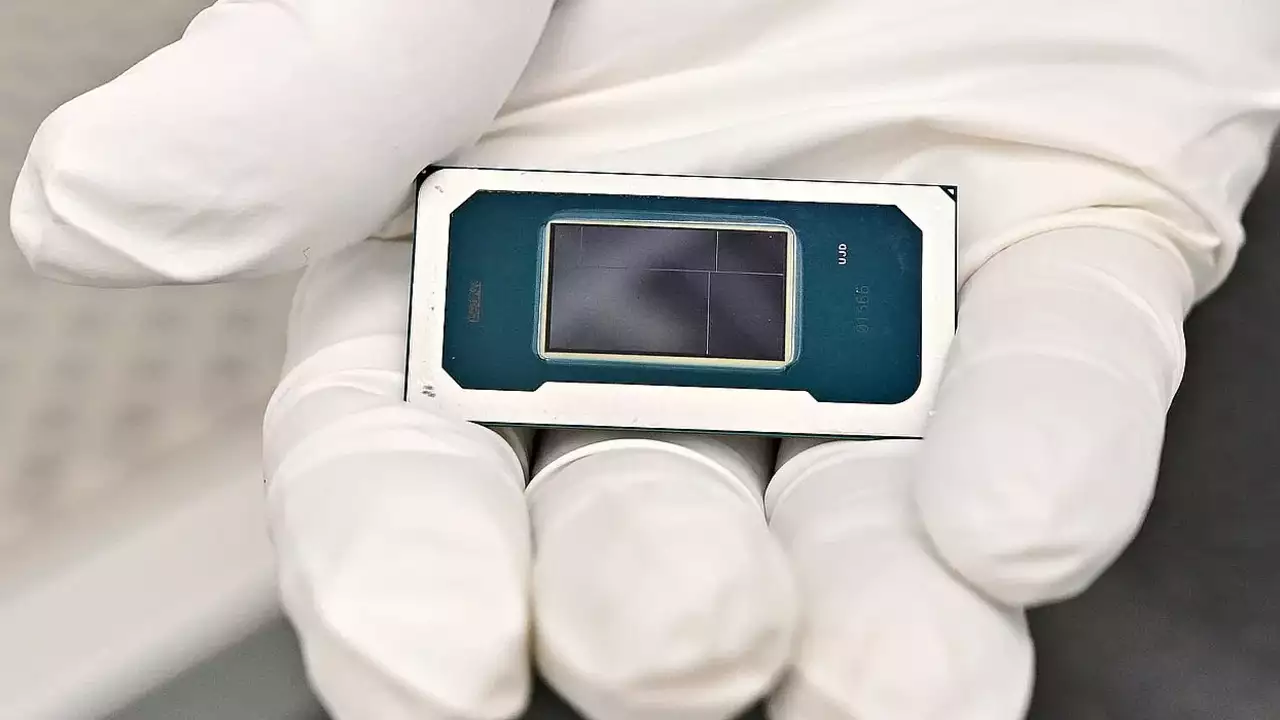 Совместная разработка Samsung и Intel снизит энергопотребление OLED-ноутбуков