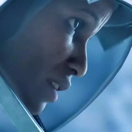 Aphelion от авторов Life is Strange показали в новом трейлере — стелс-экшен с двумя астронавтами на враждебной планете