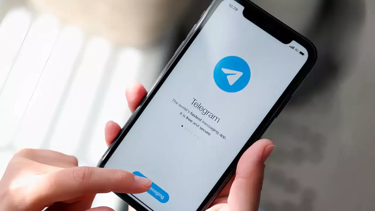 
          СМИ: Telegram полностью заблокируют в России через полтора месяца
        