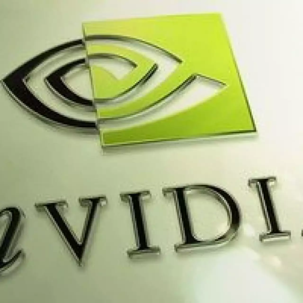 Nvidia выпустила новый драйвер к выходу Metro: Redux