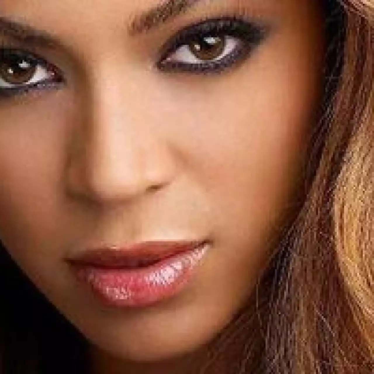 Beyonce: Two Souls собирается поразить весь мир Beyonce: Two Souls собирается поразить весь мир