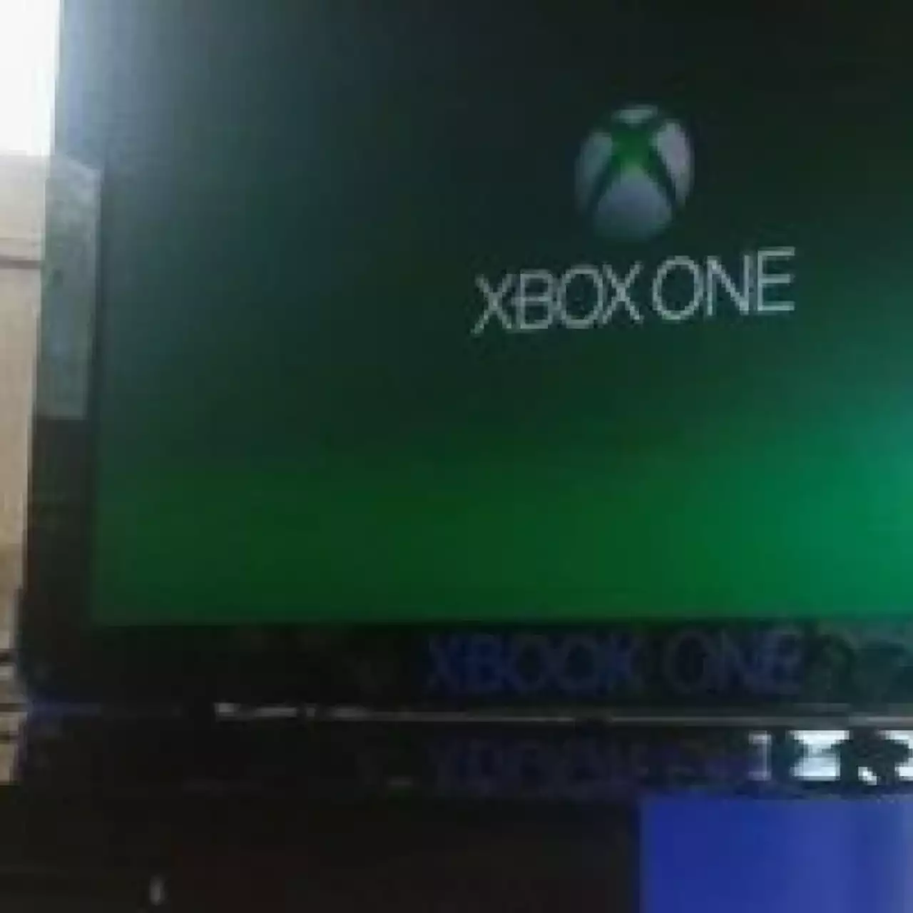 Xbox One превратили в ноутбук стоимостью 1 500 $ Xbox One превратили в ноутбук стоимостью 1 500 $