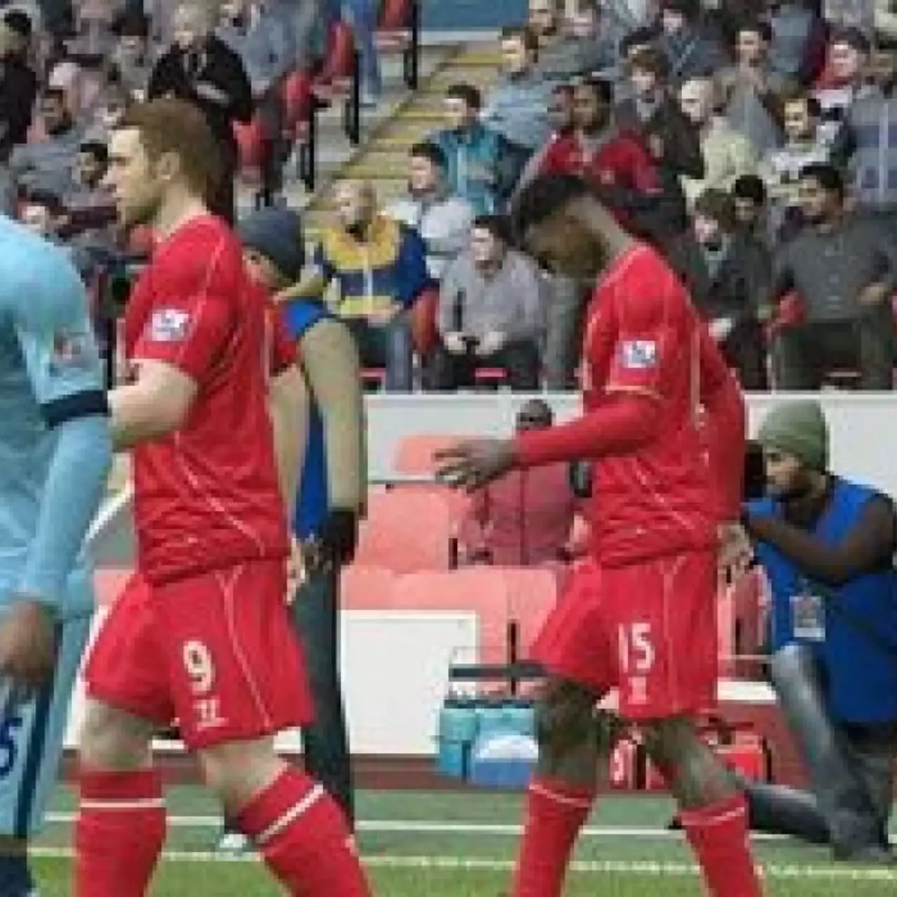 Баг в FIFA 15 заставил игроков неистово хотеть мяч Баг в FIFA 15 заставил игроков неистово хотеть мяч