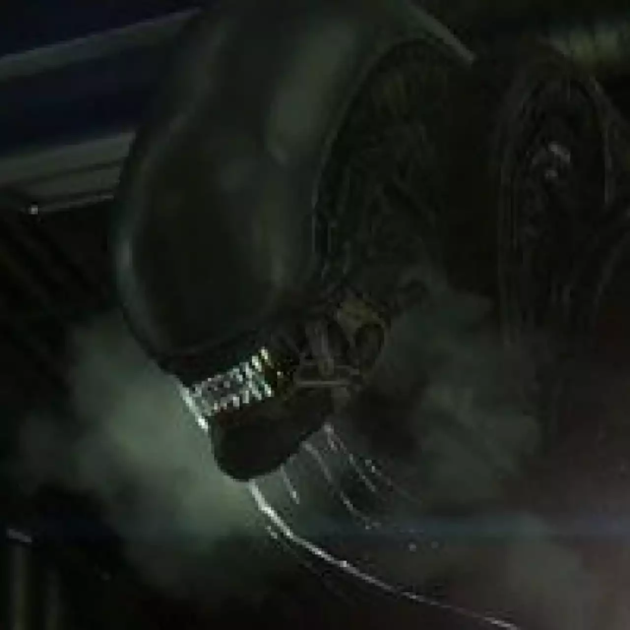 Чужой в Alien: Isolation сможет открывать двери Чужой в Alien: Isolation сможет открывать двери