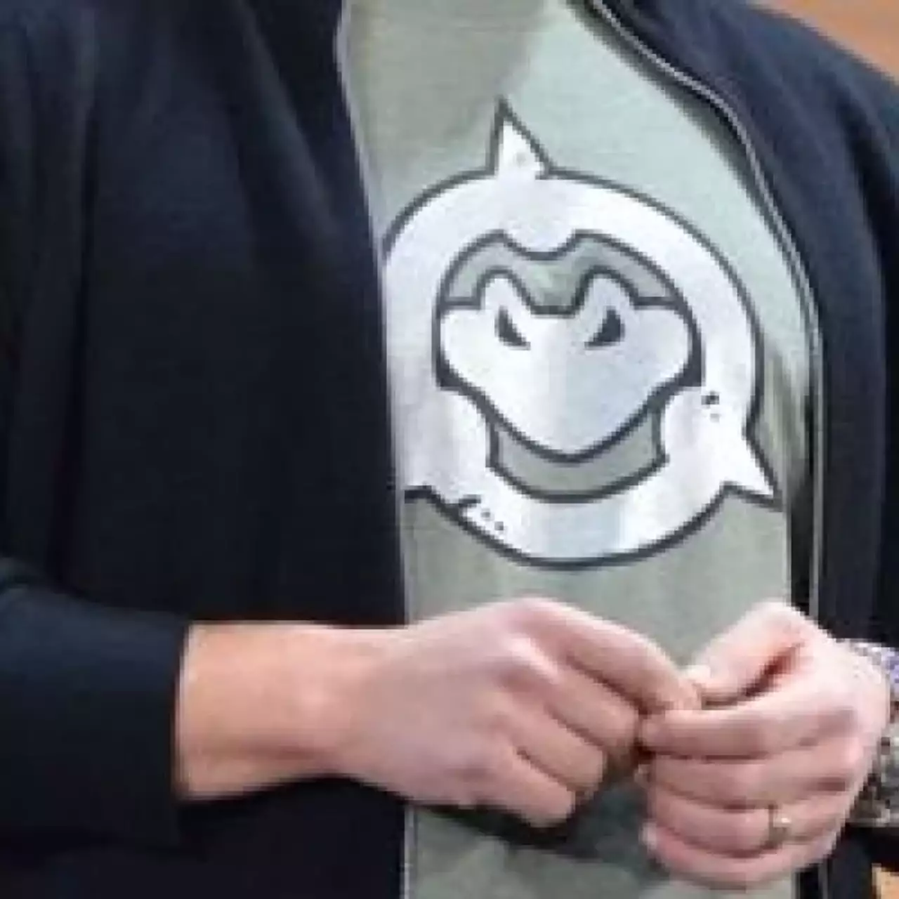 Фил Спенсер прокомментировал свой выход на конференции Microsoft в футболке Battletoads Фил Спенсер прокомментировал свой выход на конференции Microsoft в футболке Battletoads