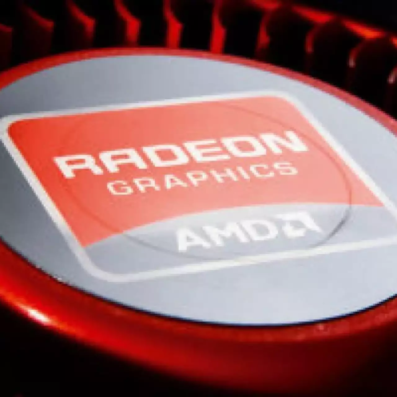 AMD представила HBM — новый тип видеопамяти AMD представила HBM — новый тип видеопамяти