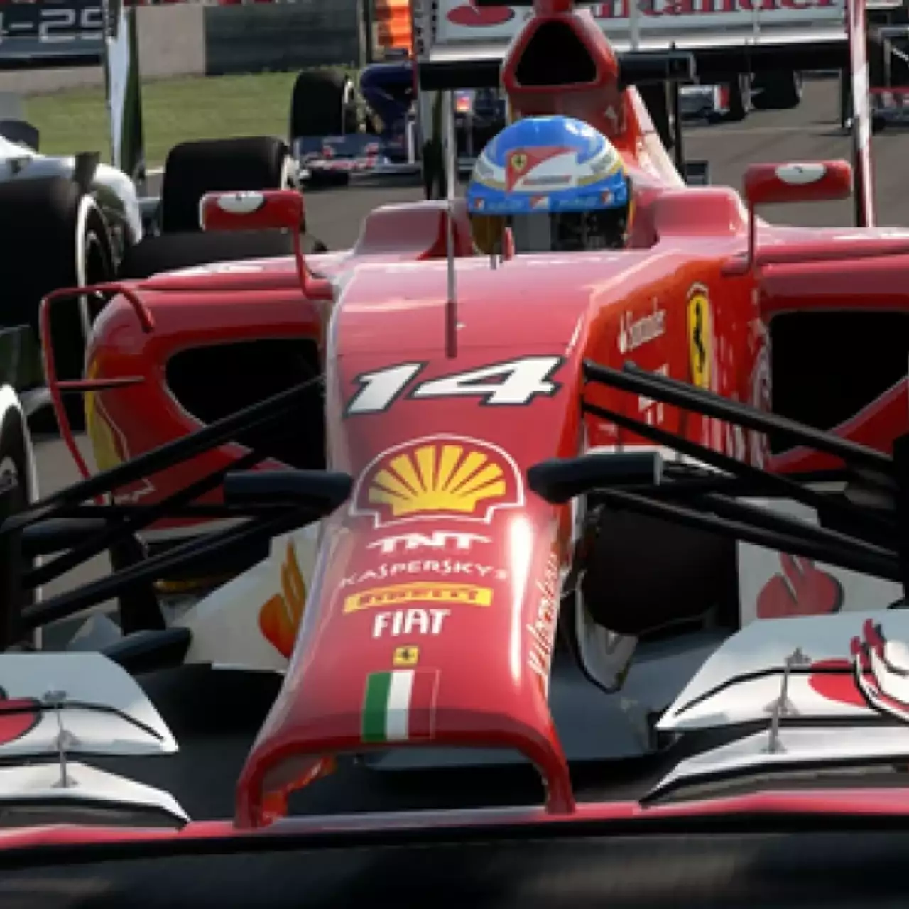 Релиз F1 2015 на PC разочаровал игроков Релиз F1 2015 на PC разочаровал игроков