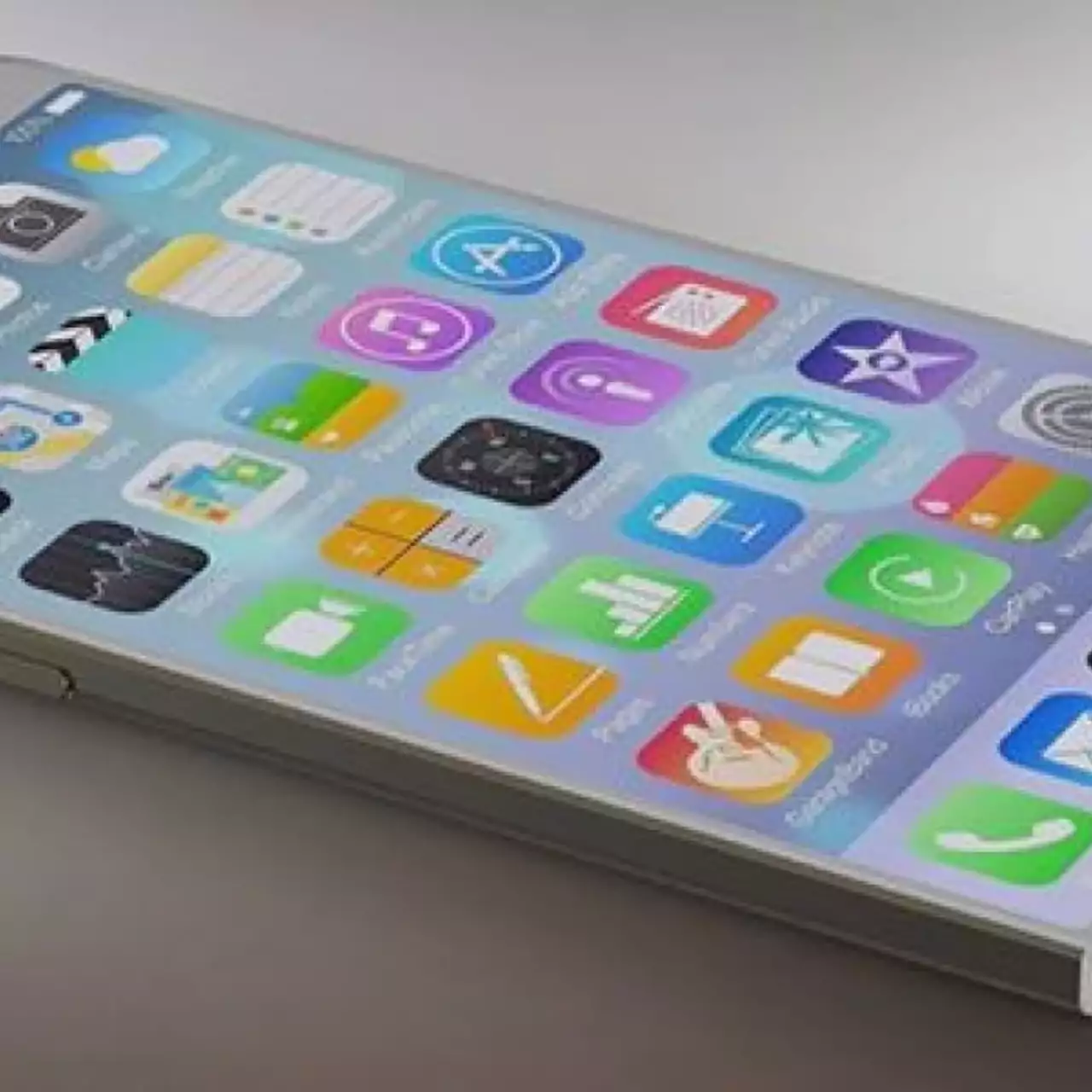 Apple удвоила ОЗУ в iPhone 6S Apple удвоила ОЗУ в iPhone 6S