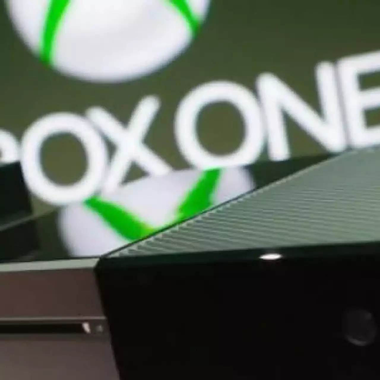 Xbox подтрунивает над PlayStation в новом ролике