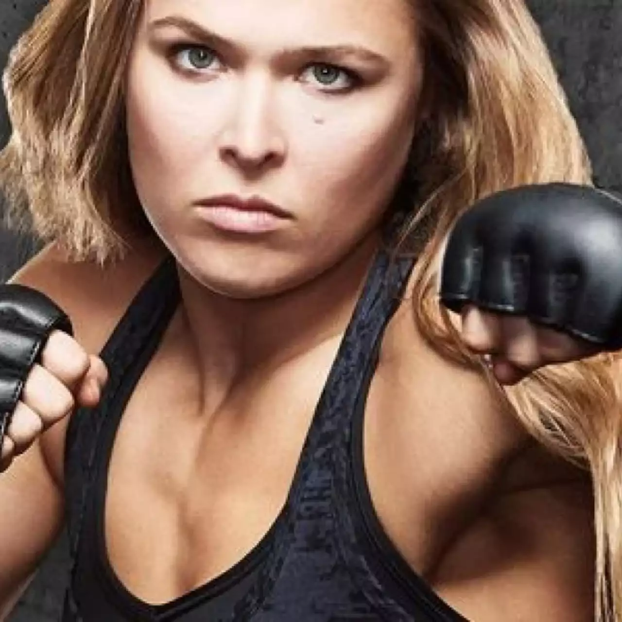 Ронда Роузи расположилась на обложке UFC 2 Ронда Роузи расположилась на обложке UFC 2