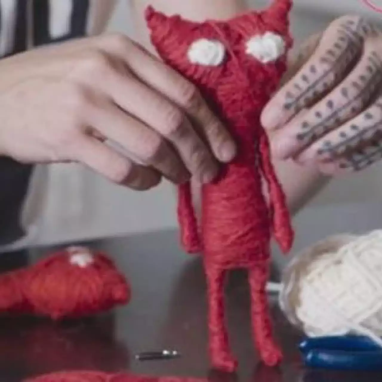 Как сделать игрушку Ярни из Unravel своими руками? Как сделать игрушку Ярни из Unravel своими руками?