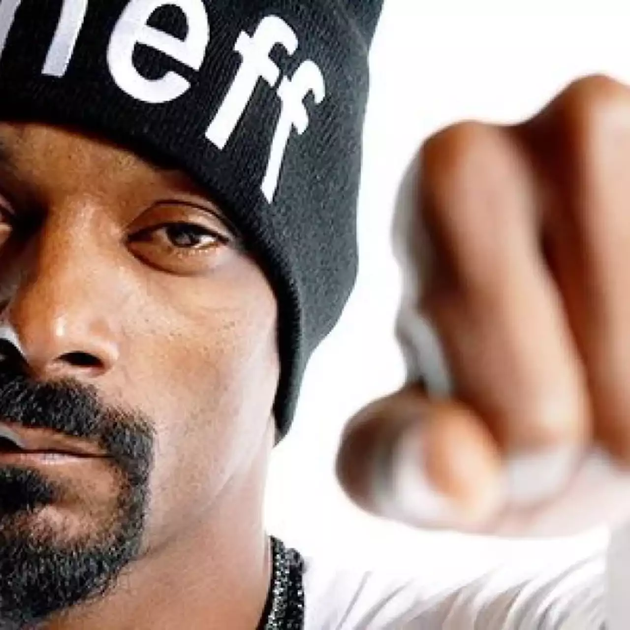 Snoop Dogg обматерил Xbox One и перешел на PS4 Snoop Dogg обматерил Xbox One и перешел на PS4