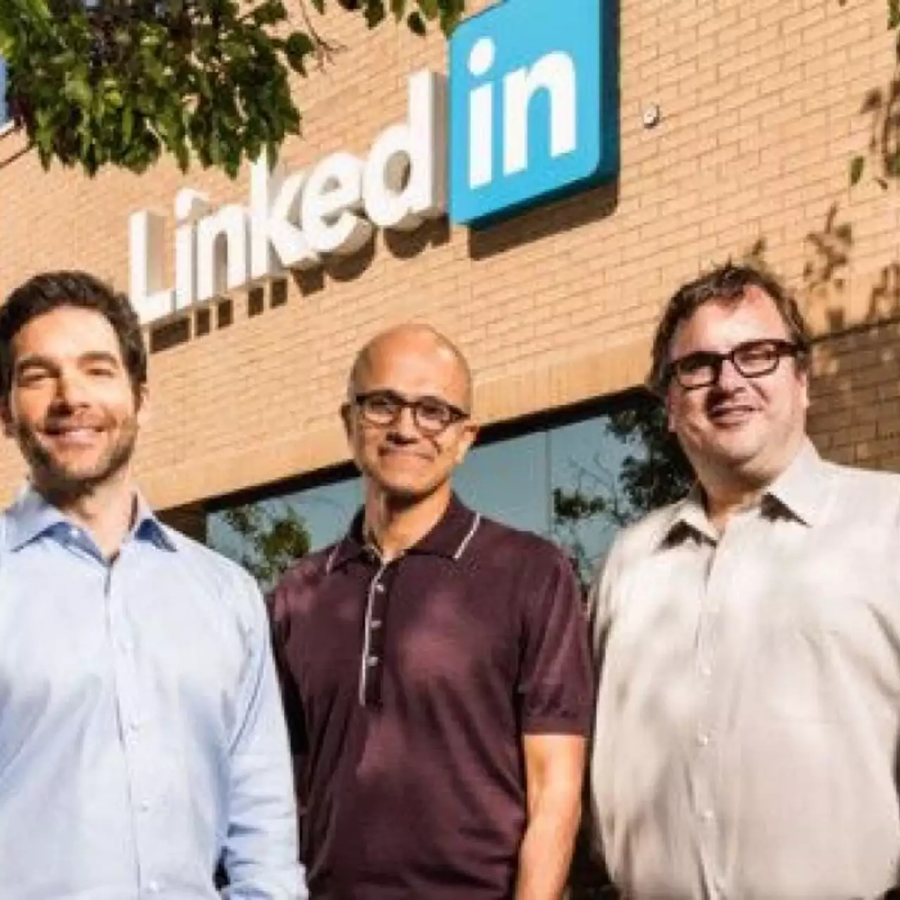 Microsoft купила LinkedIn за 26 миллиардов долларов Microsoft купила LinkedIn за 26 миллиардов долларов
