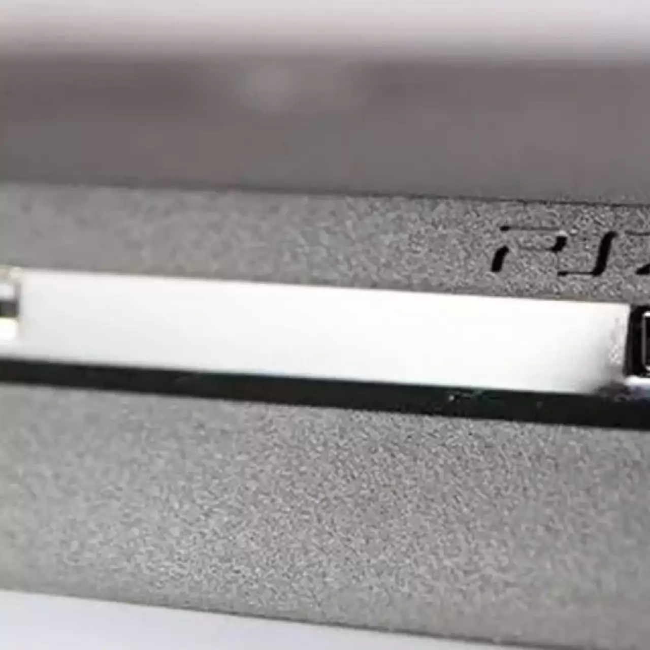 PS4 Slim будет поддерживать Wi-Fi на частоте 5 ГГц PS4 Slim будет поддерживать Wi-Fi на частоте 5 ГГц