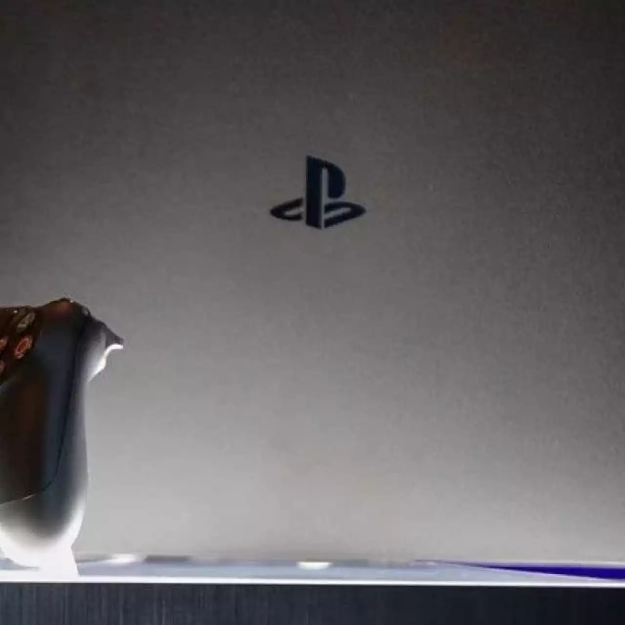 Все данные с PS4 можно перенести на PS4 Pro через Ethernet-кабель Все данные с PS4 можно перенести на PS4 Pro через Ethernet-кабель