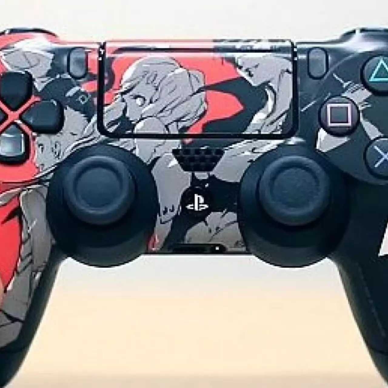 Стандартное издание Persona 5 укомплектуют виниловой наклейкой для геймпада Стандартное издание Persona 5 укомплектуют виниловой наклейкой для геймпада