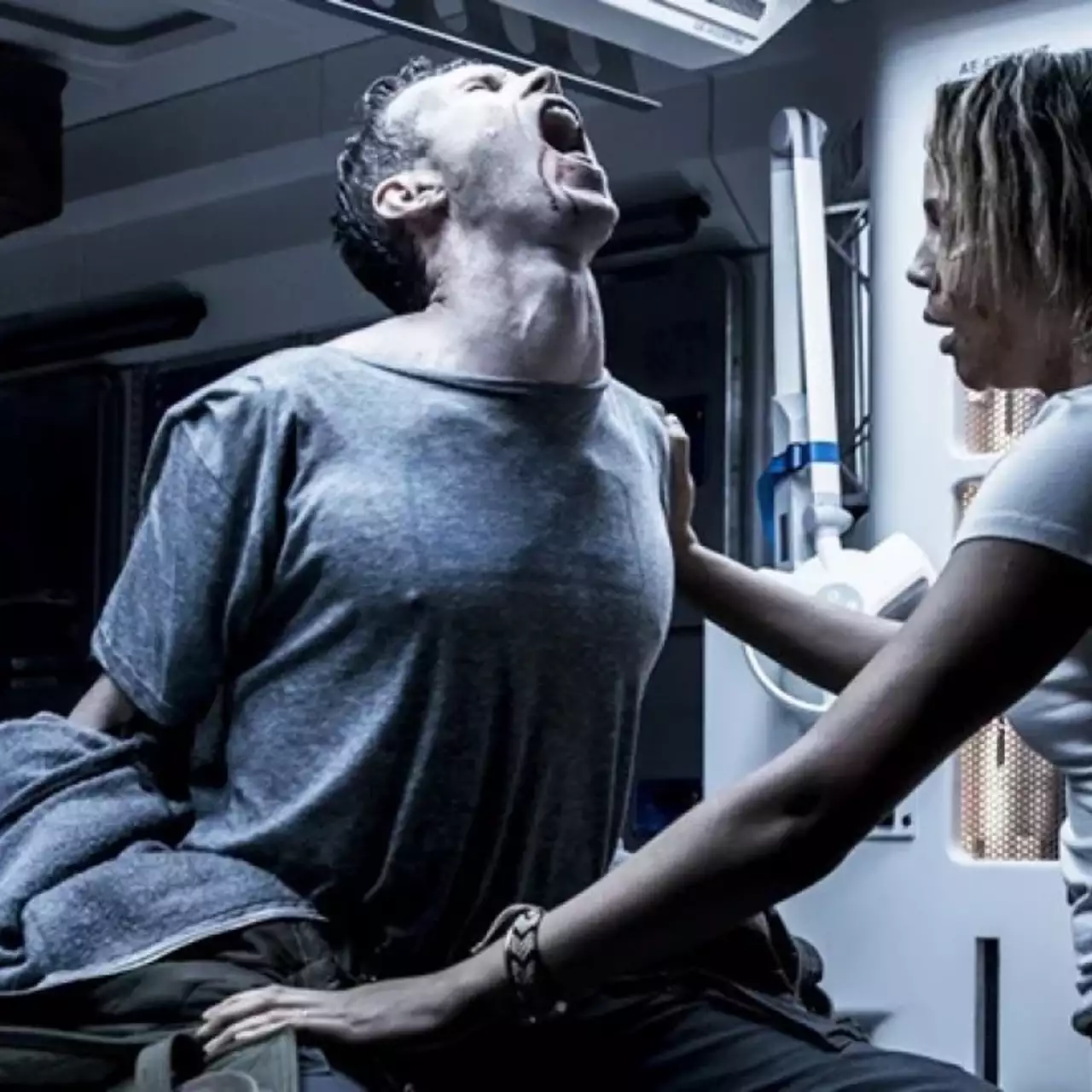Вышел новый ТВ-трейлер фильма «Чужой: Завет» (Alien: Covenant) с песней Джона Денвера Вышел новый ТВ-трейлер фильма «Чужой: Завет» (Alien: Covenant) с песней Джона Денвера