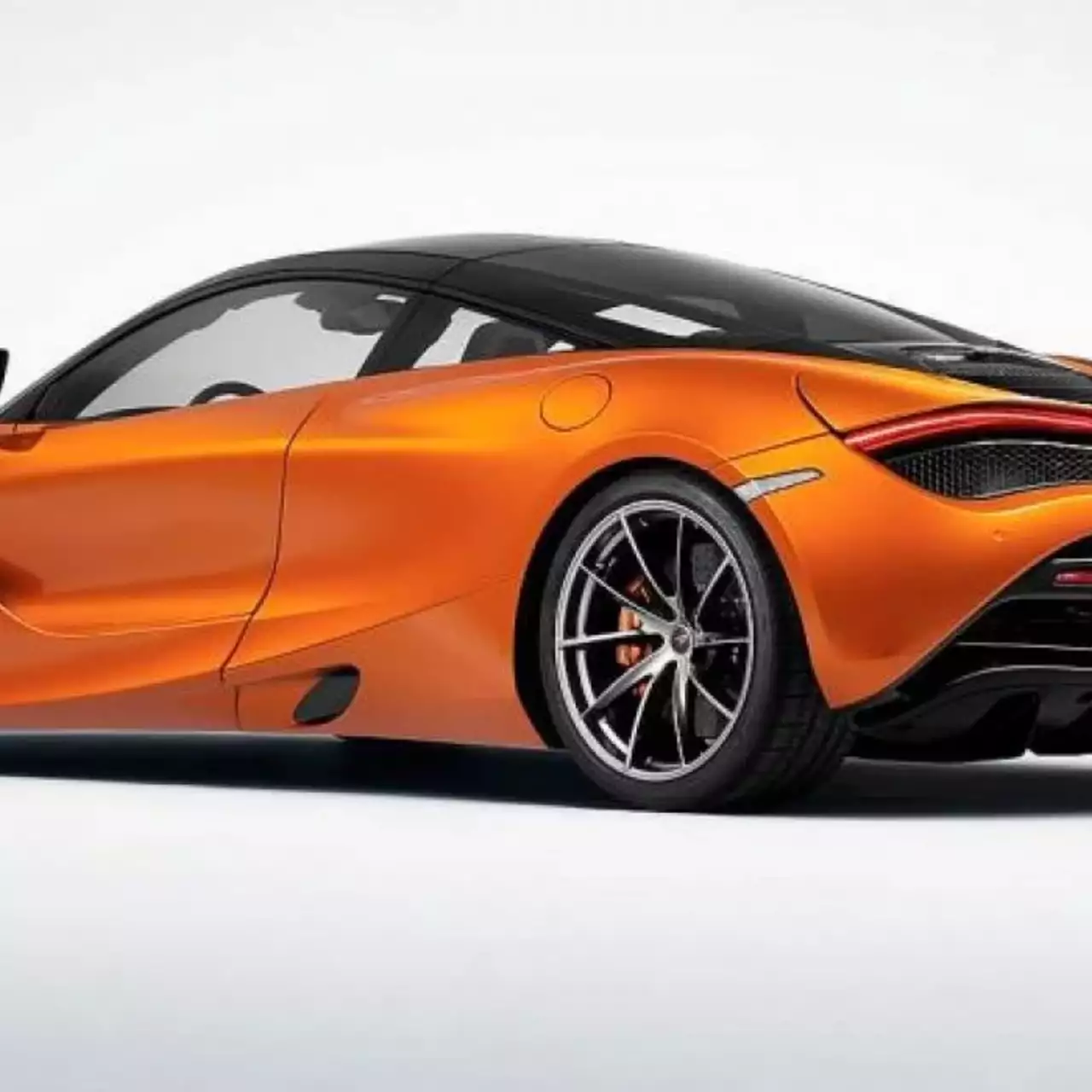 Новейший суперкар McLaren 720S появится только в Project CARS 2