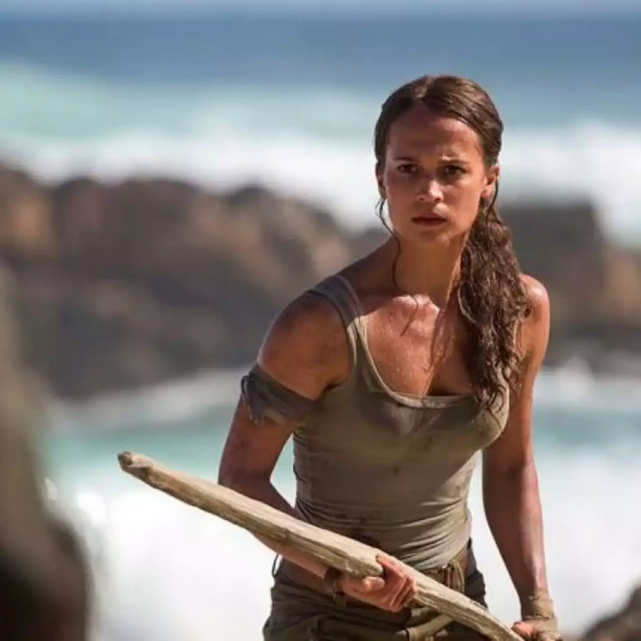 Новый фильм по перезапуску серии Tomb Raider получил первый постер Новый фильм по перезапуску серии Tomb Raider получил первый постер