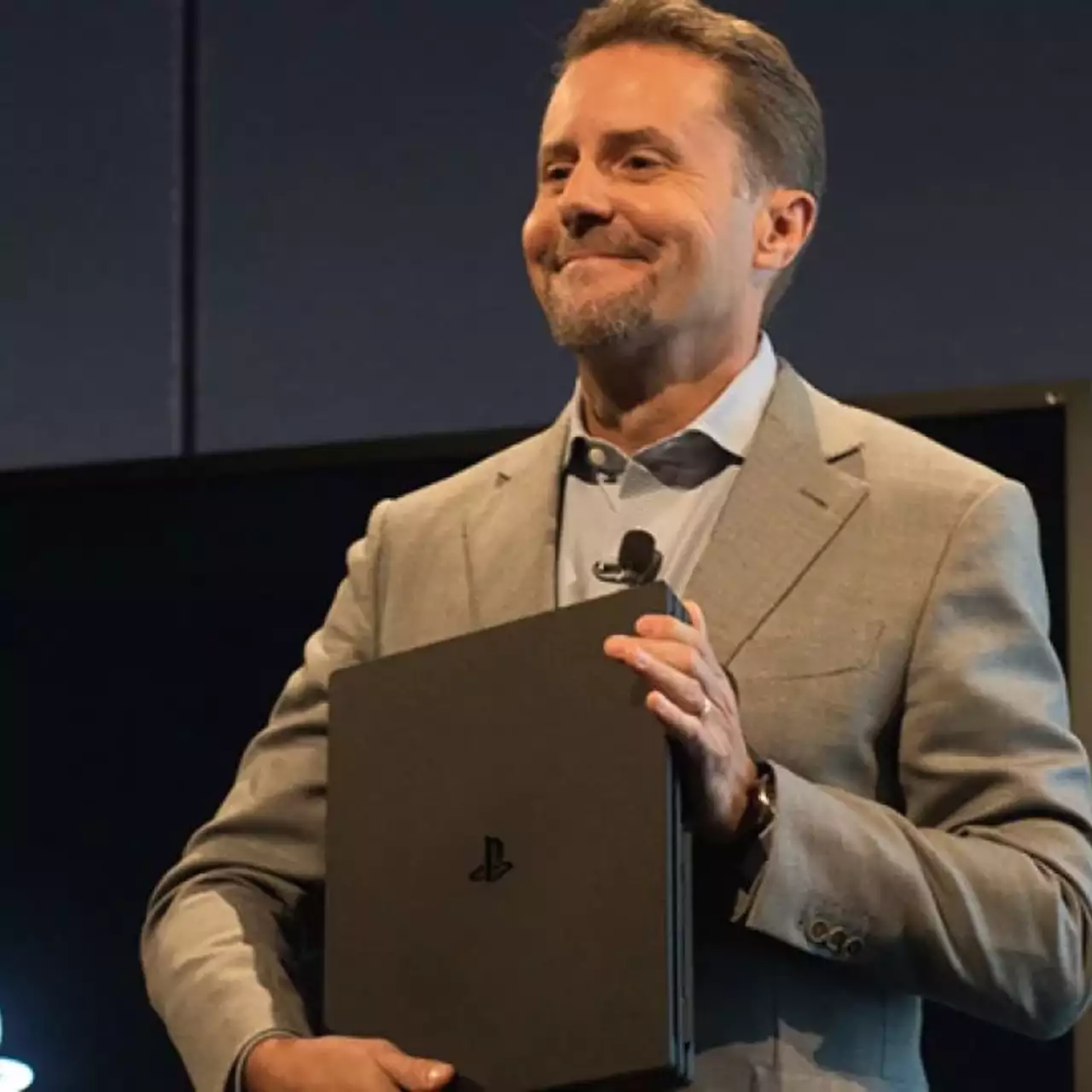 Президент PlayStation Эндрю Хаус покинул компанию после 27 лет работы Президент PlayStation Эндрю Хаус покинул компанию после 27 лет работы