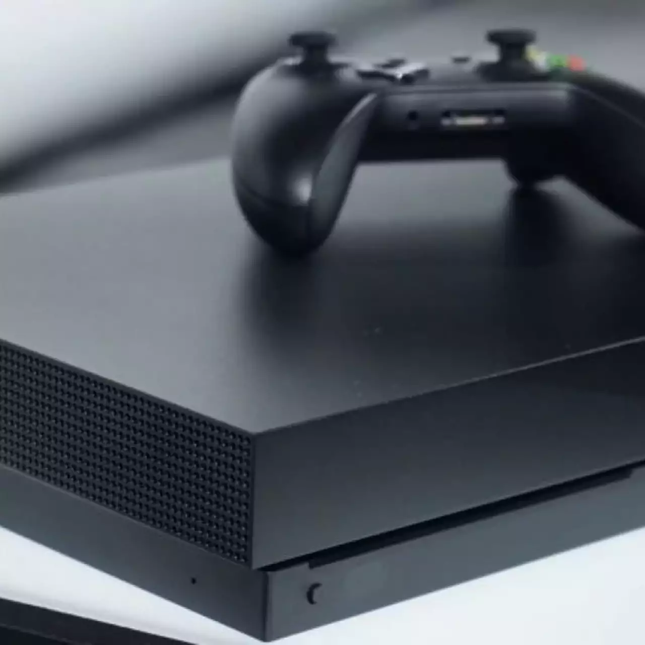 Опубликовано видео распаковки Xbox One X Опубликовано видео распаковки Xbox One X