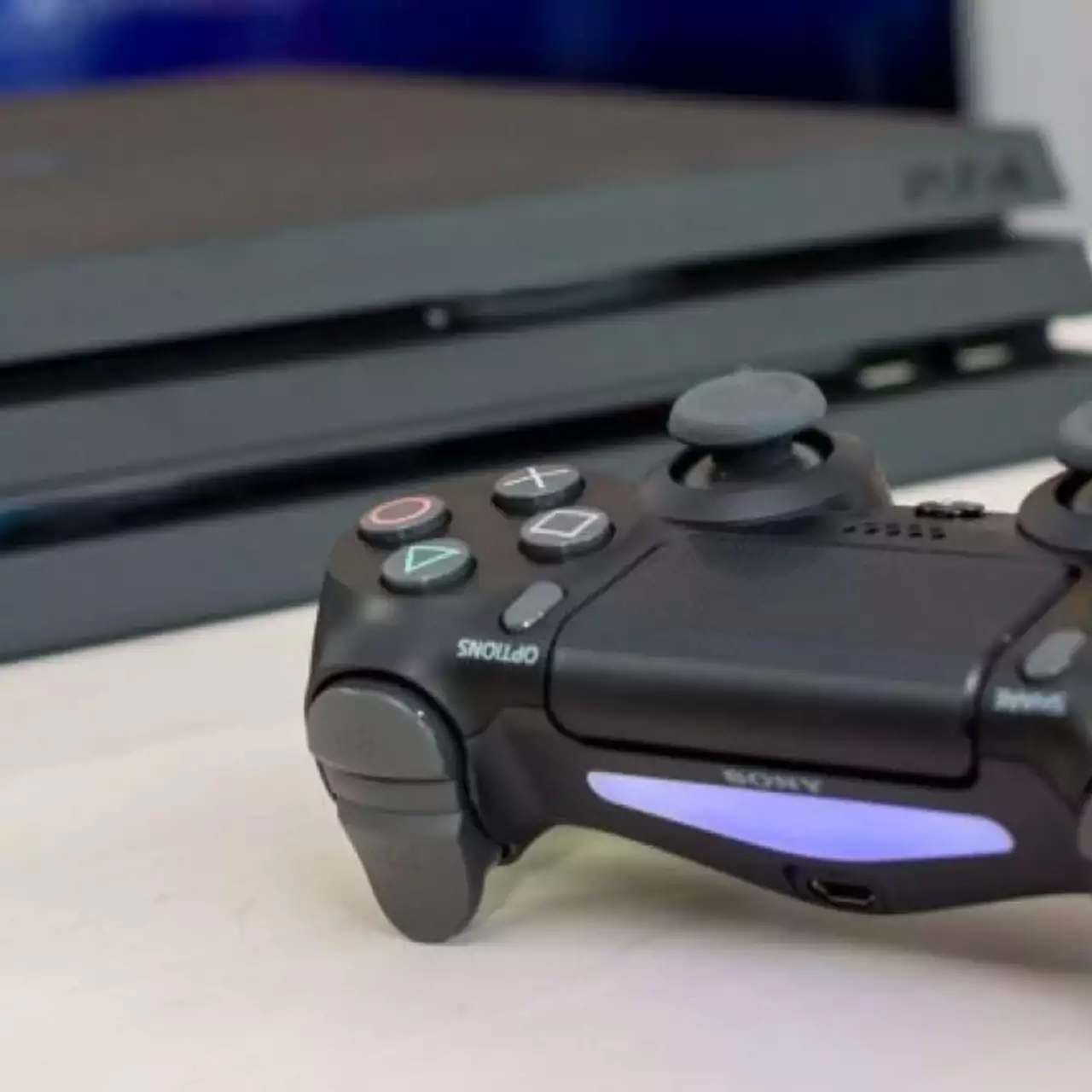 Sony: «Мы не можем игнорировать конкуренцию с Nintendo Switch» Sony: «Мы не можем игнорировать конкуренцию с Nintendo Switch»