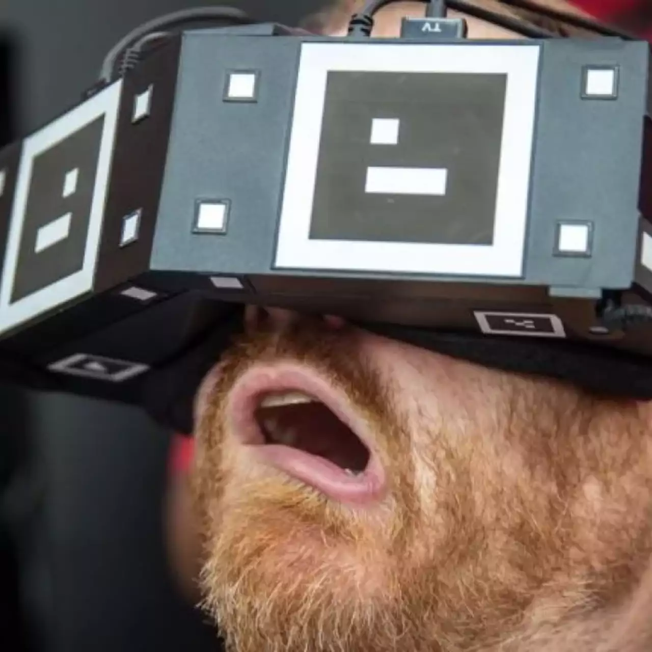 Как умереть, играя в VR. Анимированный гайд Как умереть, играя в VR. Анимированный гайд
