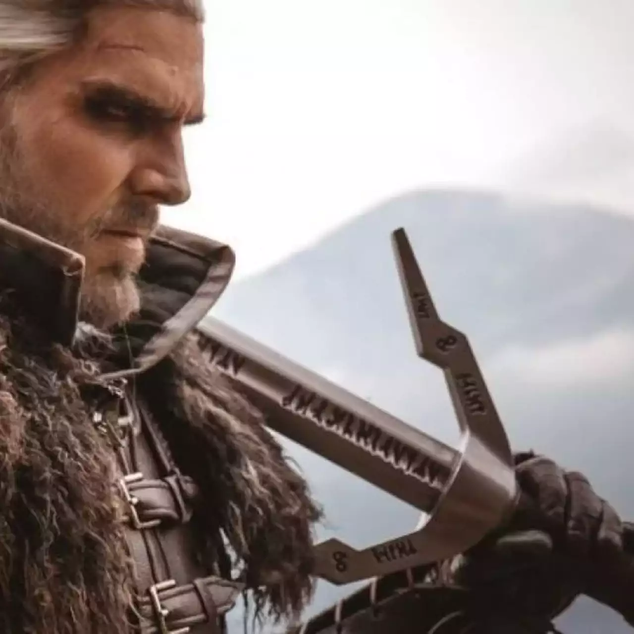 Сценаристы сериала The Witcher от Netflix обсудили свои идеи за кексами и шампанским Сценаристы сериала The Witcher от Netflix обсудили свои идеи за кексами и шампанским