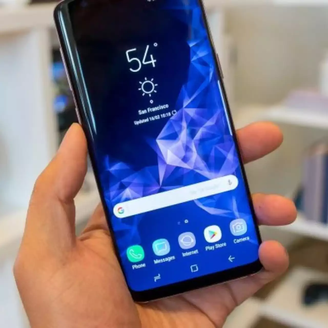Samsung Galaxy S10 оснастят новой технологией сканера отпечатков пальцев Samsung Galaxy S10 оснастят новой технологией сканера отпечатков пальцев