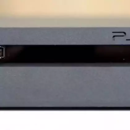 Sony показала новую ревизию PlayStation 4