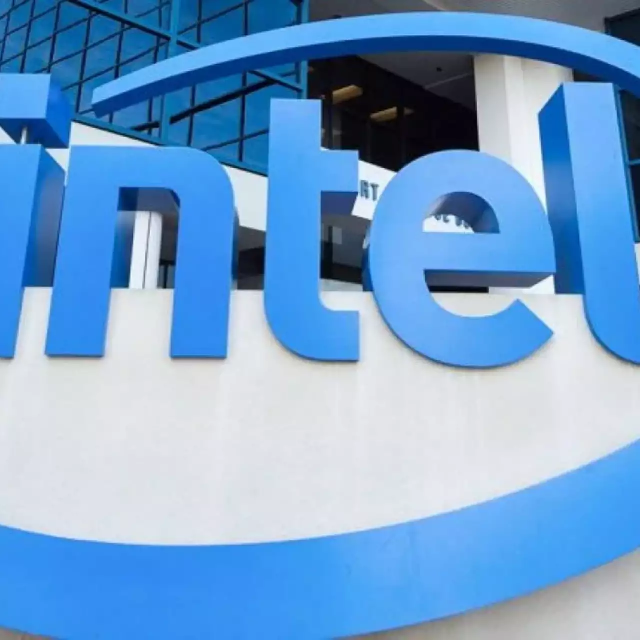 В сеть утекла возможная дата выхода топового процессора от Intel