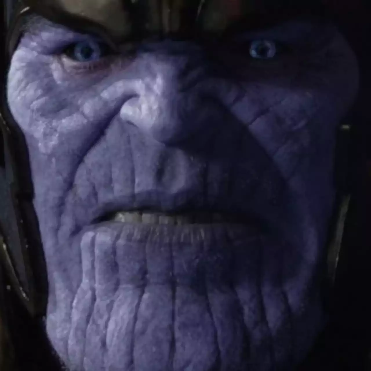 Фанат Marvel показал оторванную голову Таноса из новых «Мстителей» Фанат Marvel показал оторванную голову Таноса из новых «Мстителей»