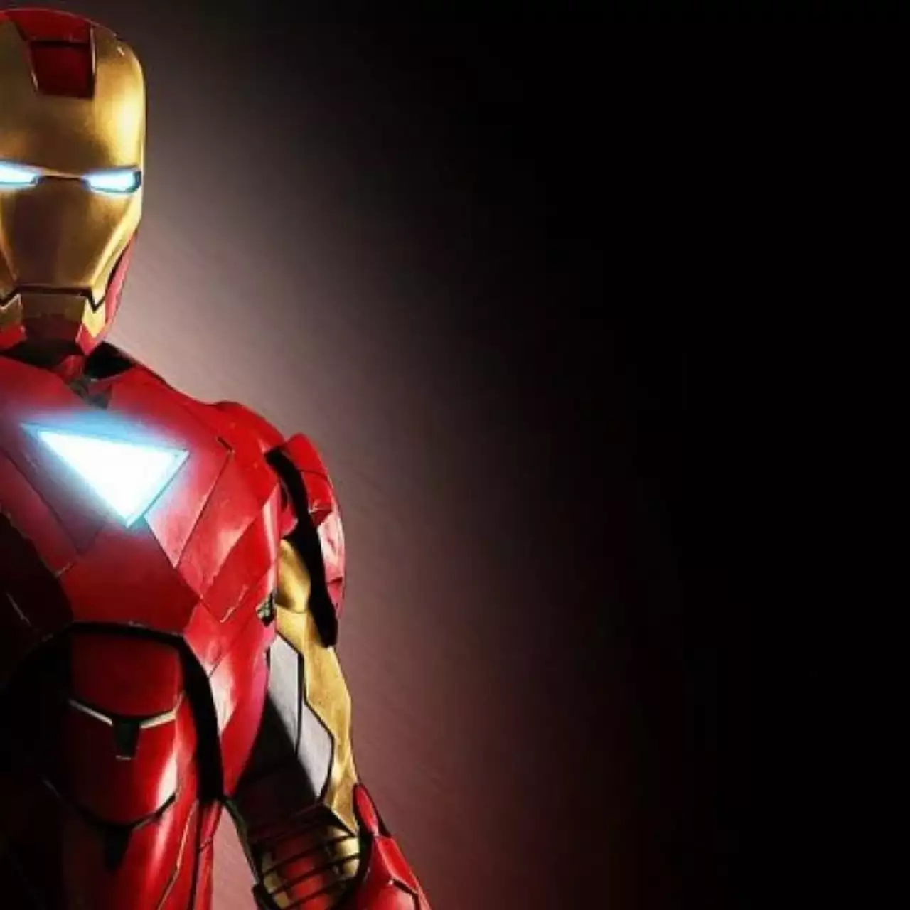 Фанаты просят сделать Marvel's Iron Man и фантазируют, как бы выглядела игра Фанаты просят сделать Marvel's Iron Man и фантазируют, как бы выглядела игра