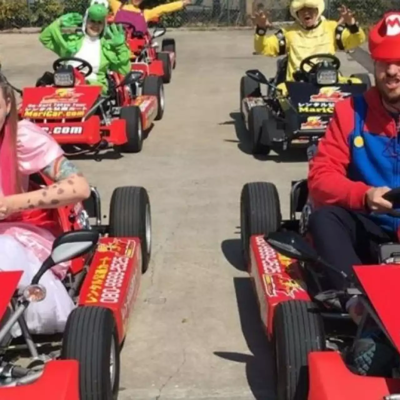 Nintendo отсудила 10 млн йен у владельцев картинга, посетители которого катались в костюмах героев Марио Nintendo отсудила 10 млн йен у владельцев картинга, посетители которого катались в костюмах героев Марио