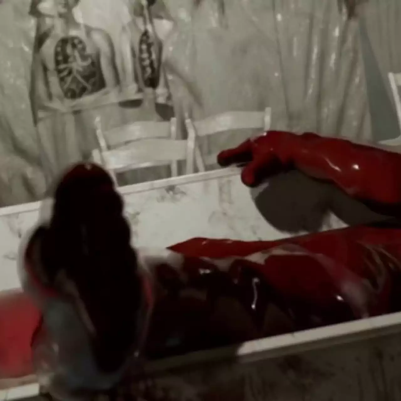 Человек-желе принимает ванну в новом видео российского шутера Atomic Heart Человек-желе принимает ванну в новом видео российского шутера Atomic Heart