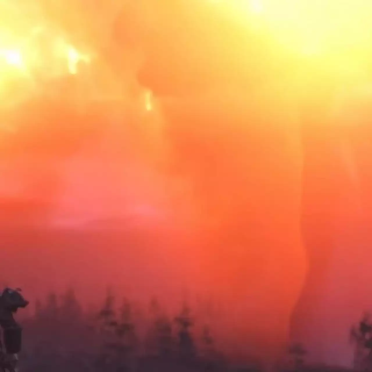 Геймеры взорвали три атомные бомбы в Fallout 76 одновременно и «уронили» сервер Геймеры взорвали три атомные бомбы в Fallout 76 одновременно и «уронили» сервер
