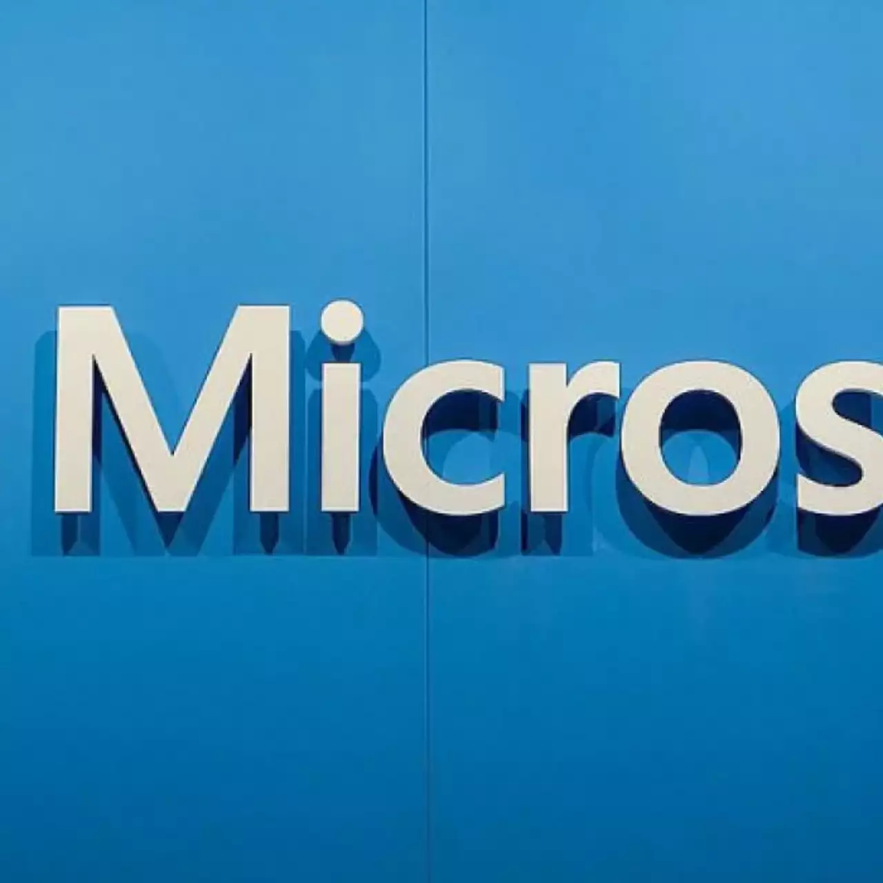Microsoft переводит цены на игры с рублей в доллары Microsoft переводит цены на игры с рублей в доллары