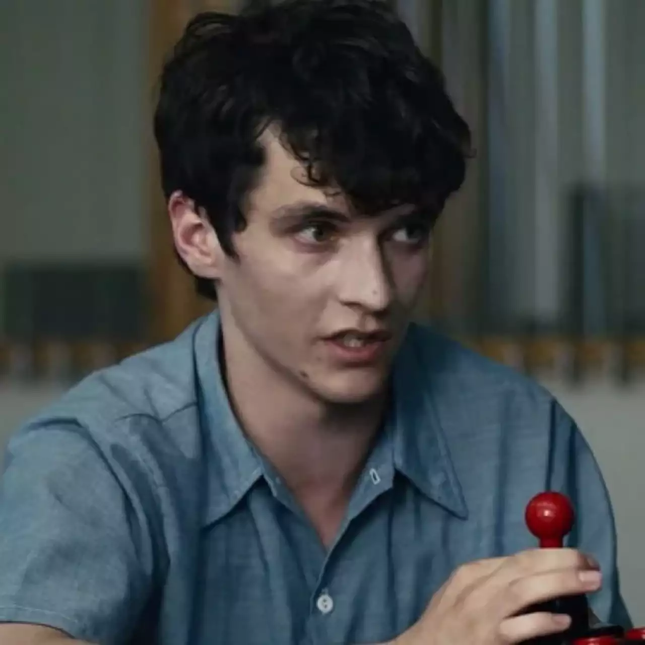 Посмотрите трейлер фильма Bandersnatch, в котором расскажут о сходящем с ума разработчике игр Посмотрите трейлер фильма Bandersnatch, в котором расскажут о сходящем с ума разработчике игр