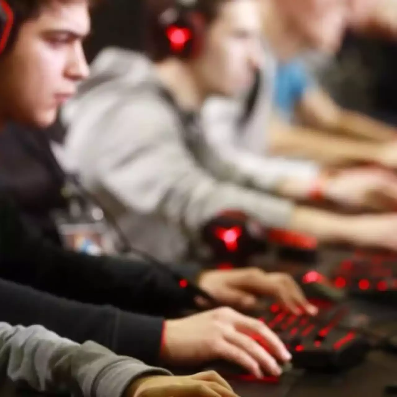 Консольщики обходят ПК-геймеров в тесте на скилл от LG и Activision Консольщики обходят ПК-геймеров в тесте на скилл от LG и Activision