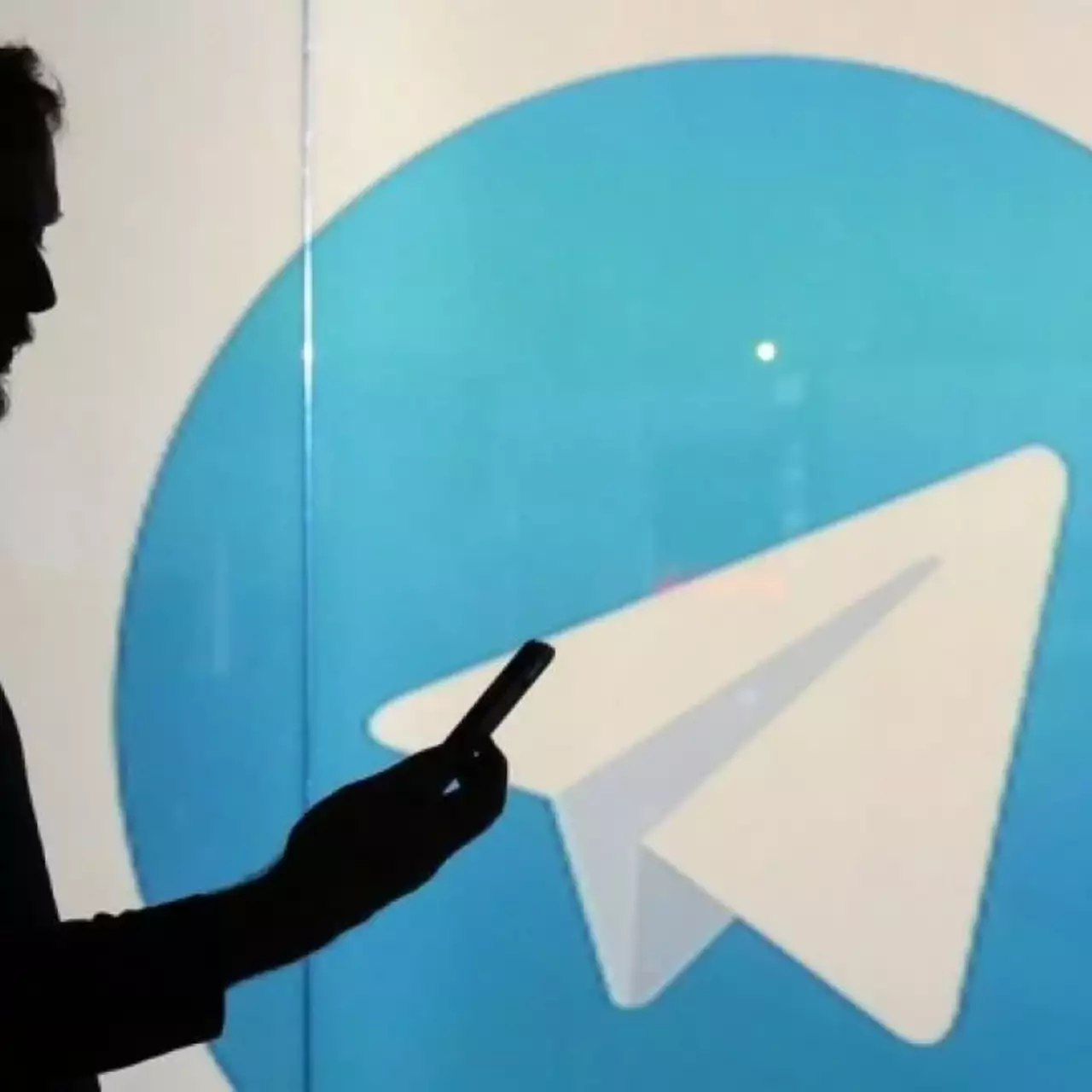 Очередной российский чиновник предрек скорую смерть Telegram в России Очередной российский чиновник предрек скорую смерть Telegram в России