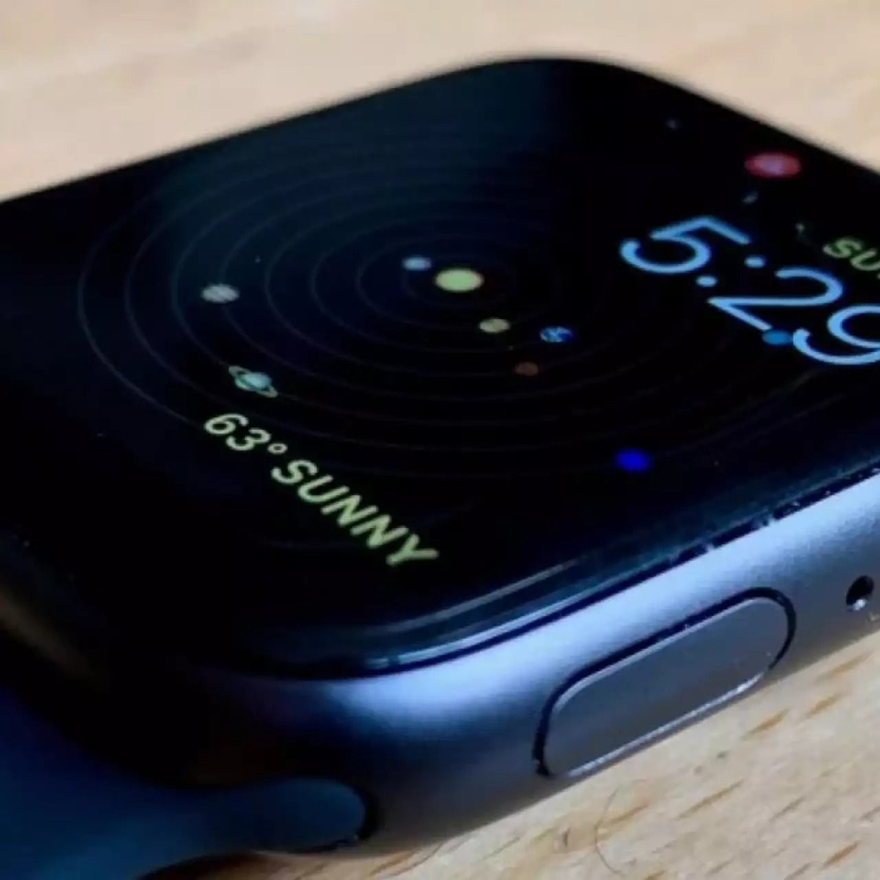 Apple Watch спасли жизнь пожилому мужчине. Если бы не часы, он бы истек кровью