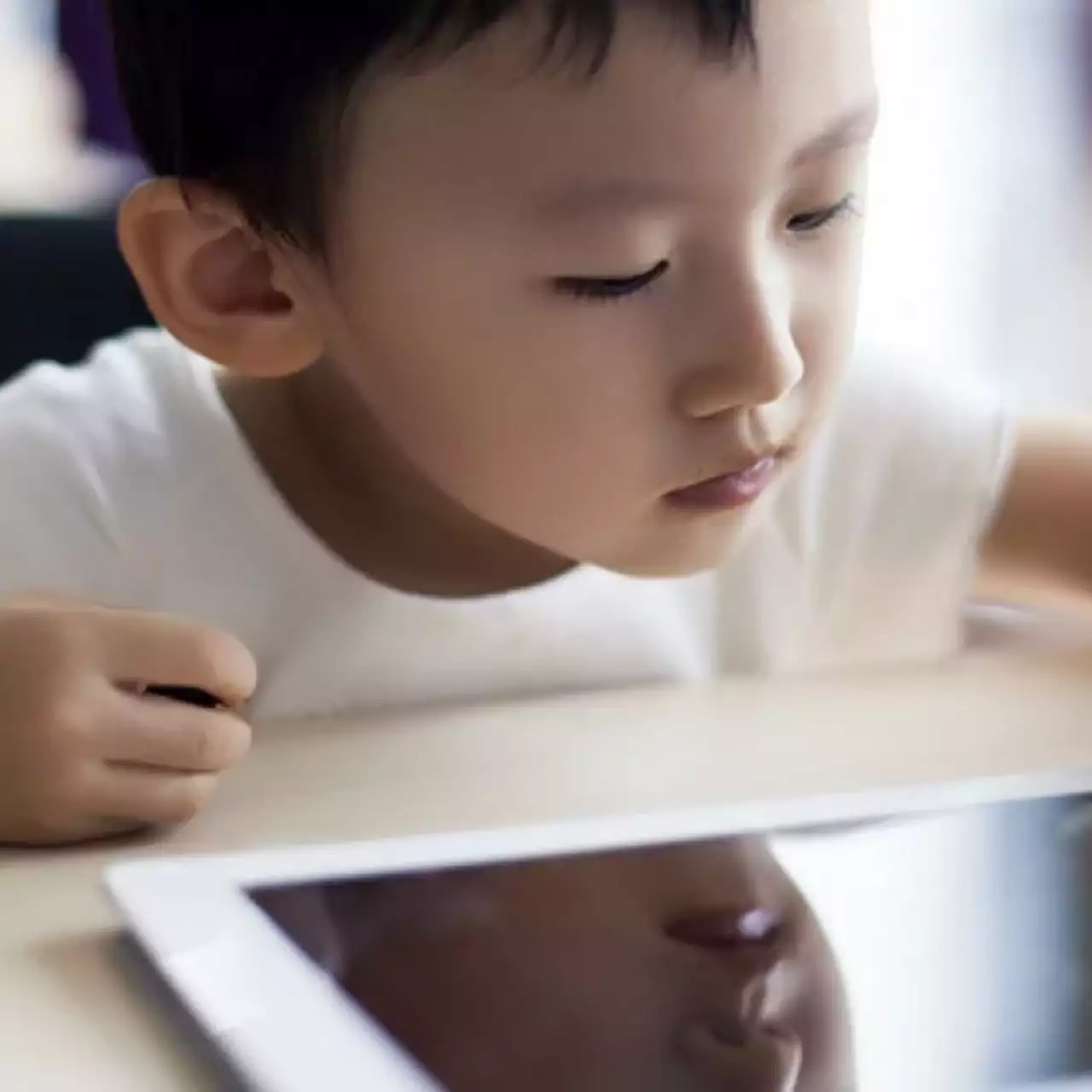 3-летний ребенок заблокировал iPad своего отца на 48 лет. Он просто много раз ввел неправильный пароль 3-летний ребенок заблокировал iPad своего отца на 48 лет. Он просто много раз ввел неправильный пароль