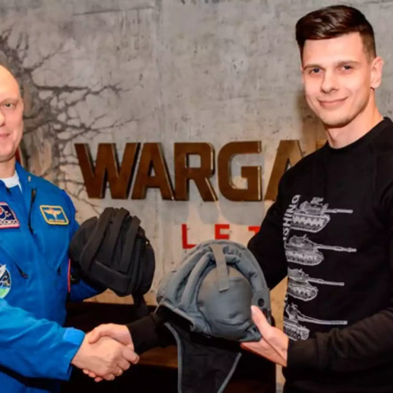 Wargaming установила связь с космосом! Игроков World of Tanks поздравили с Днем космонавтики прямо с борта МКС Wargaming установила связь с космосом! Игроков World of Tanks поздравили с Днем космонавтики прямо с борта МКС