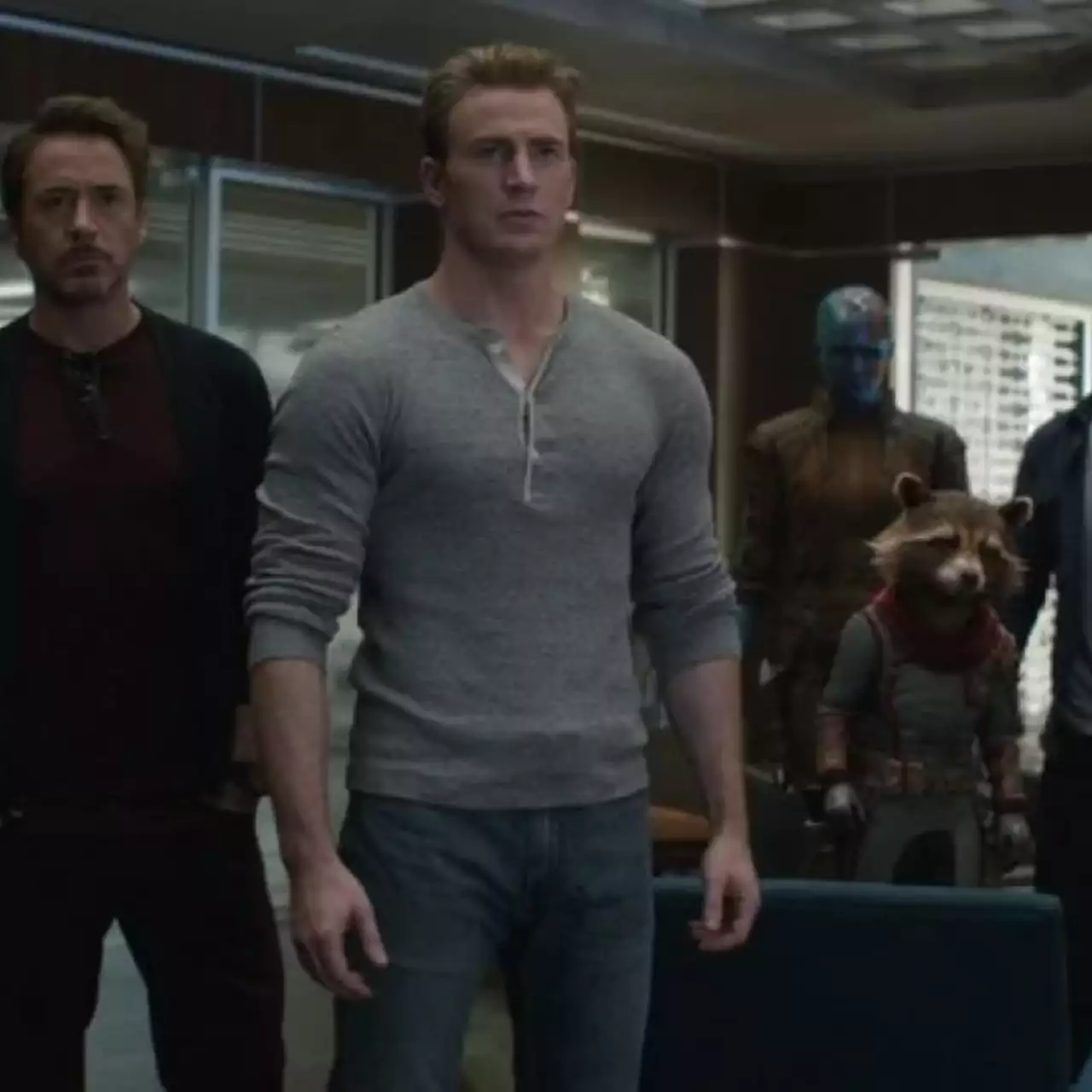 Российская версия «Мстителей: Финал» лишилась первого в киновселенной Marvel персонажа-гея Российская версия «Мстителей: Финал» лишилась первого в киновселенной Marvel персонажа-гея