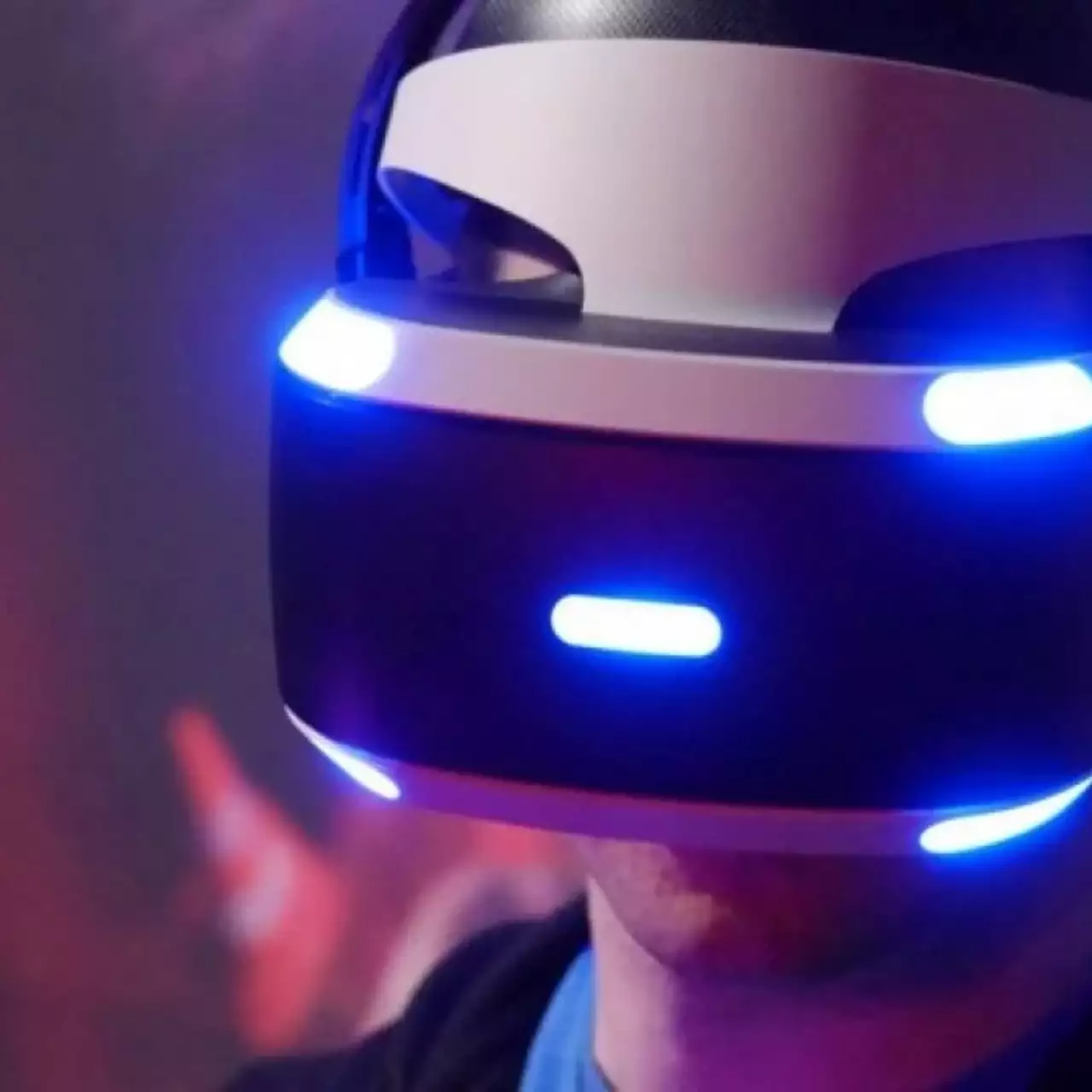 Sony запатентовала специальное кресло для виртуальной реальности и показала, как оно будет выглядеть Sony запатентовала специальное кресло для виртуальной реальности и показала, как оно будет выглядеть