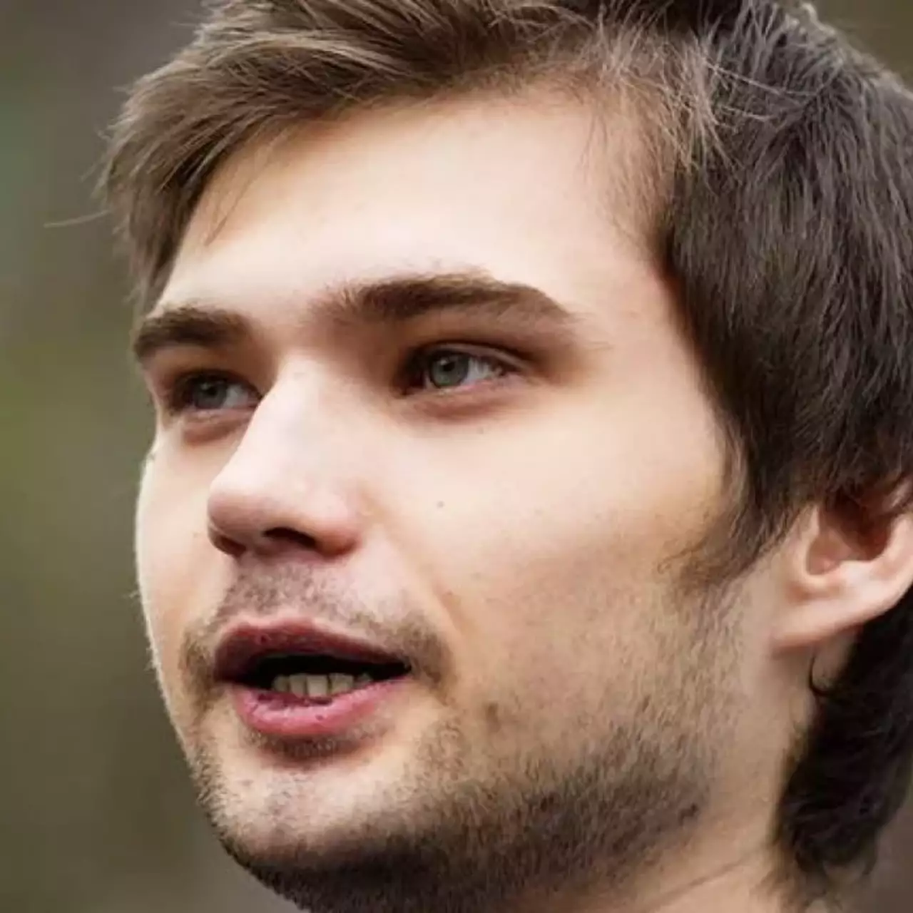 С российского блогера, который получил срок из-за ловли покемонов в храме, сняли судимость